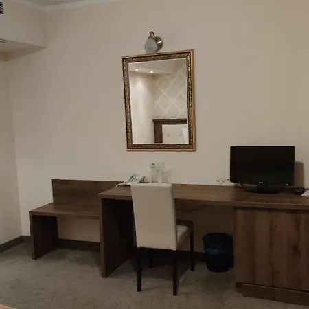 Ξενοδοχείο Medicus 4*