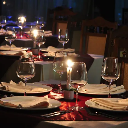 Ξενοδοχείο Medicus 4*