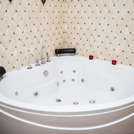 Ξενοδοχείο Medicus 4*